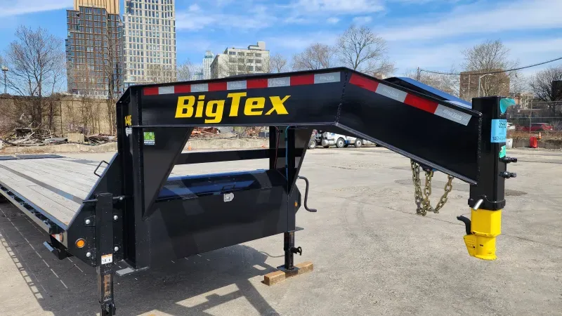 2026 Big Tex Trailers 14GN-40D5A-MRBK General Trailers