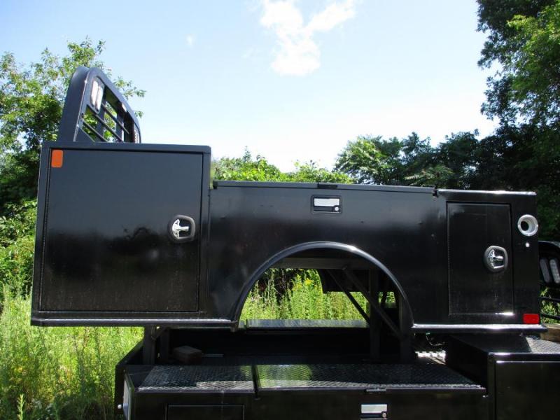 CM Truck Beds TM-03946034SDDLX CM Truck Beds TM-03946034SDDLX