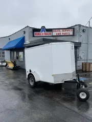 2025 American Hauler Arrow Deluxe 5' X 8' With 5' 6" Interior Height En 