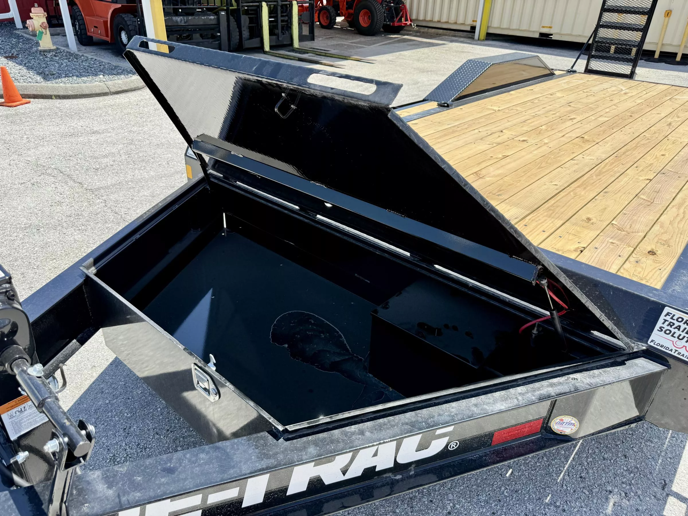 new Equipment / Flatbed Trailers Sure-Trac  for sale, in Zephyrhills, FL Thumbnail 8