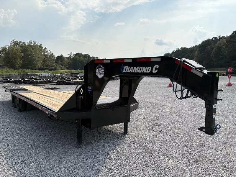 2026 Diamond C Trailers FMAX210 32ft 25K Hydraulic Dove Gooseneck Equipment Trailer