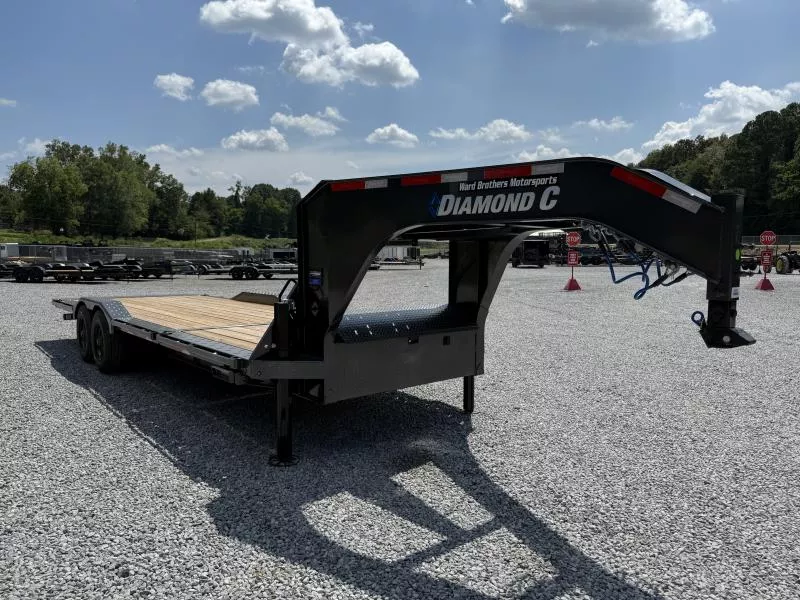 2025 Diamond C Trailers HXD210 24ft 20K Low Pro Gooseneck Equipment Trailer