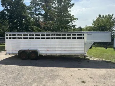 2008 Kiefer 7' x 24' x 80" Aluminum Gooseneck Livestock Trailer