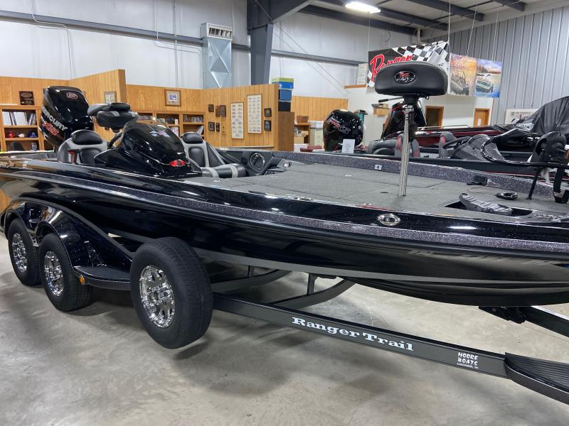2013 Ranger Z520C Bass Boat 2013 Ranger Z520C Bass Boat