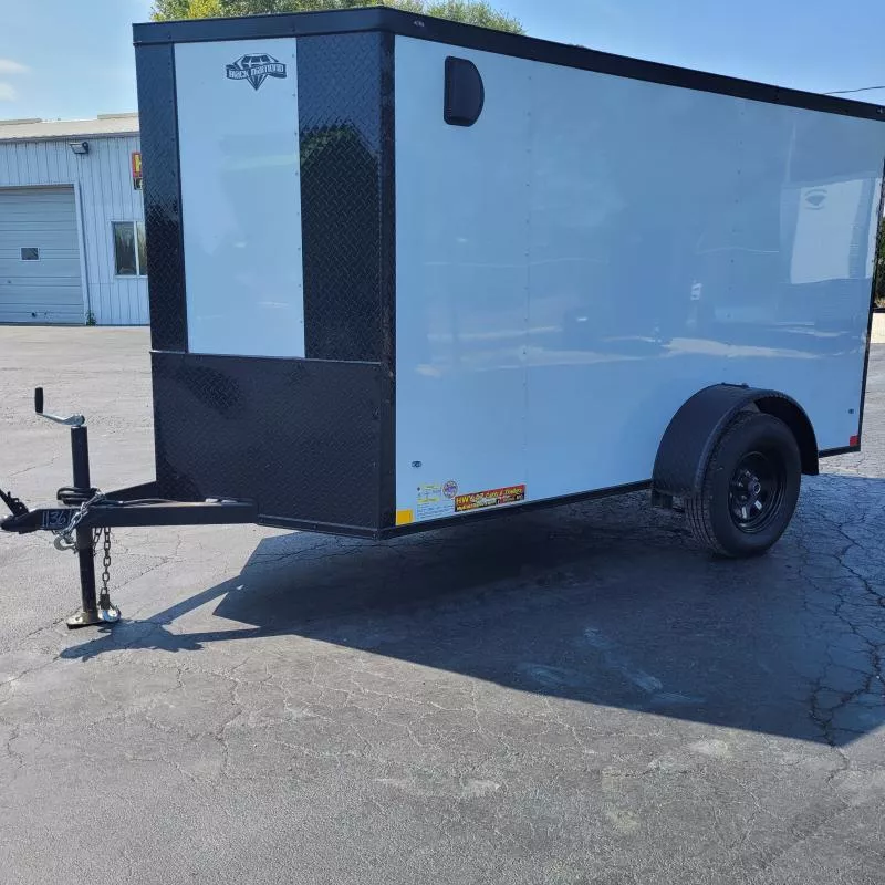new Cargo (Enclosed) Trailers Diamond Cargo  for sale, in Union, MO Thumbnail 4