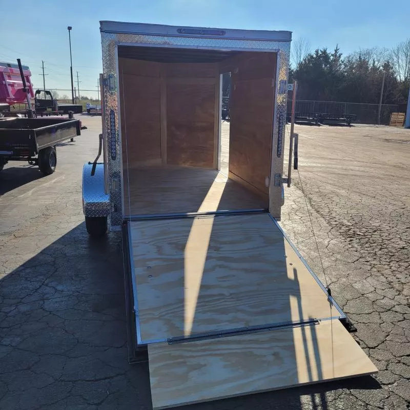 new Cargo (Enclosed) Trailers Diamond Cargo  for sale, in Union, MO Thumbnail 4