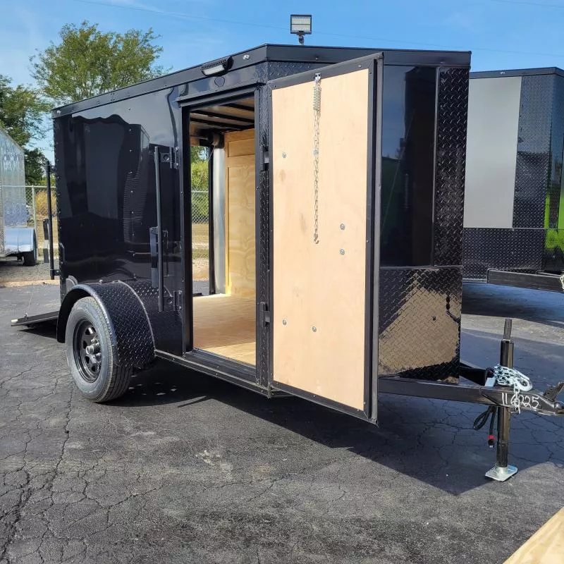 new Cargo (Enclosed) Trailers Diamond Cargo  for sale, in Union, MO Thumbnail 2