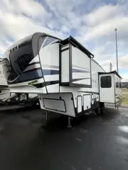 used Fifth Wheel Trailers Keystone RV  for sale, in Sublimity, OR Thumbnail 3