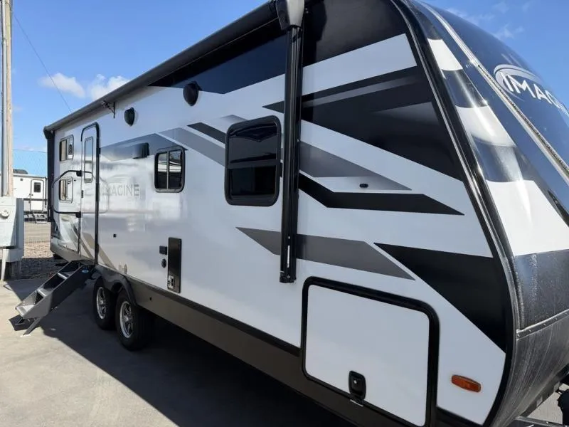 2023 Grand Design RV imagine 2400bh