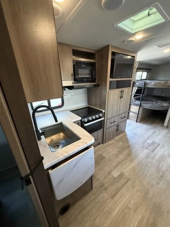 2023 Grand Design RV imagine 2400bh