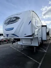 used Fifth Wheel Trailers Forest River  for sale, in Sublimity, OR Thumbnail 3