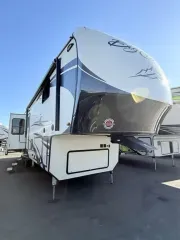 used Fifth Wheel Trailers Heartland  for sale, in Sublimity, OR Thumbnail 2