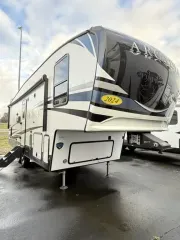 used Fifth Wheel Trailers Keystone RV  for sale, in Sublimity, OR Thumbnail 2
