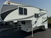 2016 Northwood Arctic Fox Campers 990 Wet 