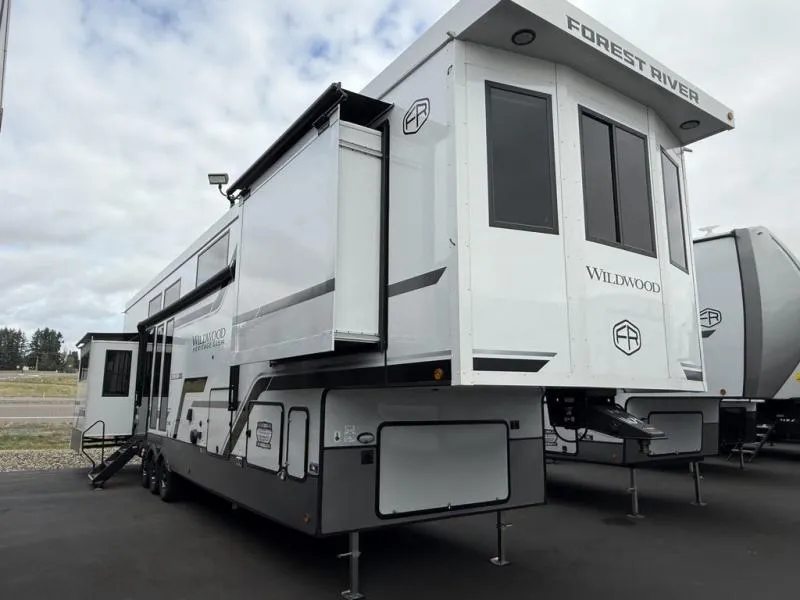 new Fifth Wheel Trailers Forest River  for sale, in Sublimity, OR image-0
