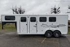2021 Homesteader Trailers 3165G Horse Trailer 2021 Homesteader Trailers 3165G Horse Trailer