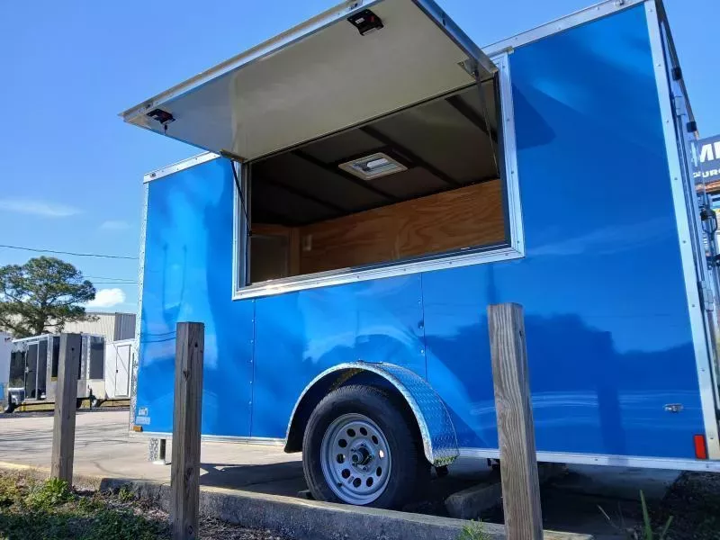 6x12 BEACHWAVE BLUE VENDOOR **CASH $5,499**