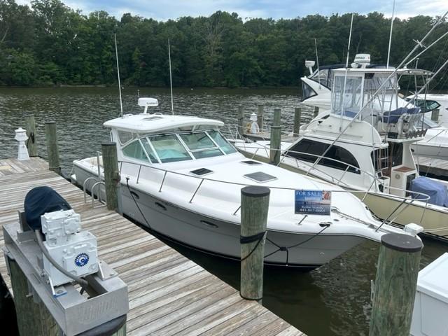 2002 Tiara Yachts 3500 Open Express/Cruiser 2002 Tiara Yachts 3500 Open Express/Cruiser pLgMfQg8wjsf