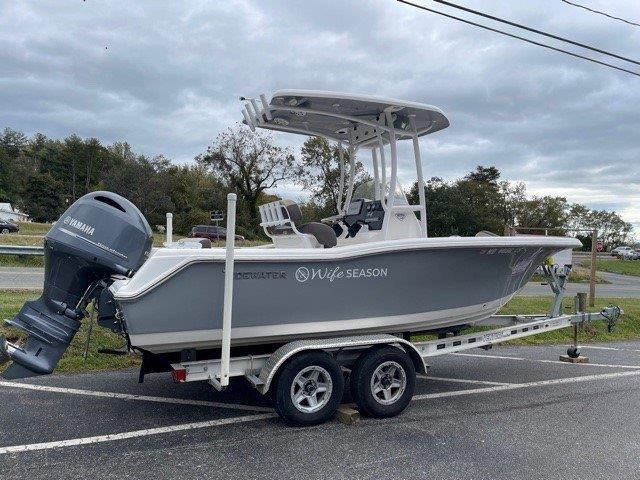 2019 Tidewater Boats 210 CC Adventure Center Console 2019 Tidewater Boats 210 CC Adventure Center Console