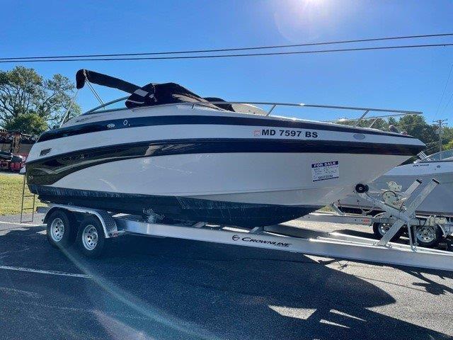 2003 Crownline 230 CCR 2003 Crownline 230 CCR