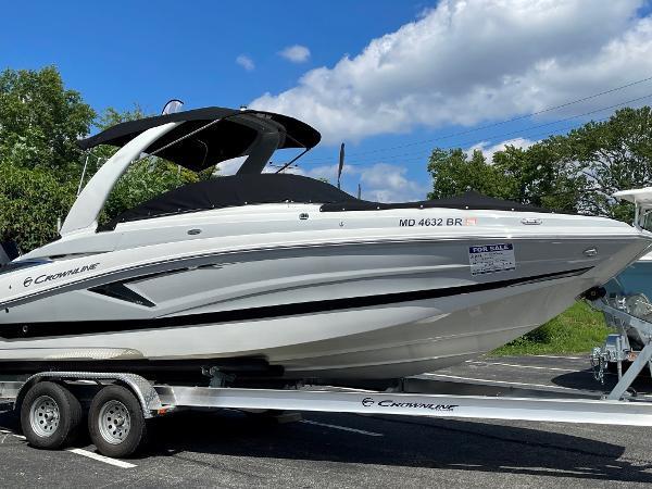2021 Crownline E255 XS 2021 Crownline E255 XS
