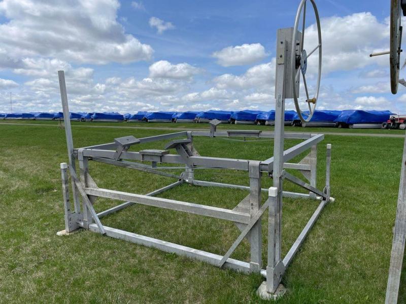 Hewitt 2400 Boat Lift Boats for Sale in Juneau, WI Boat Parts