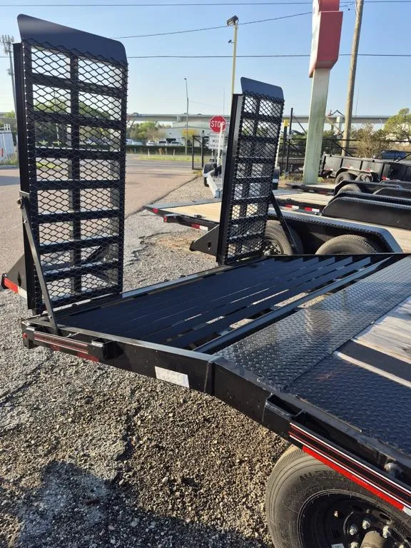 new Equipment / Flatbed Trailers Diamond C Trailers  for sale, in Tampa, FL Thumbnail 2