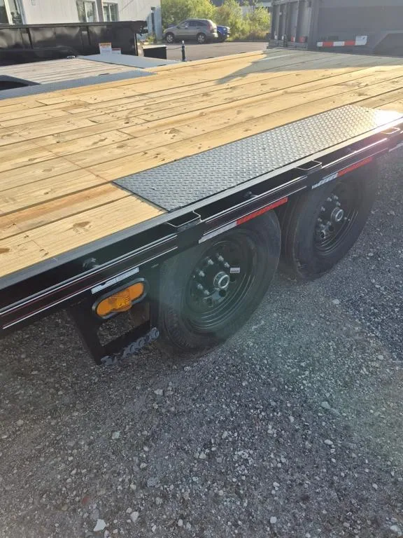 new Equipment / Flatbed Trailers Diamond C Trailers  for sale, in Tampa, FL Thumbnail 3