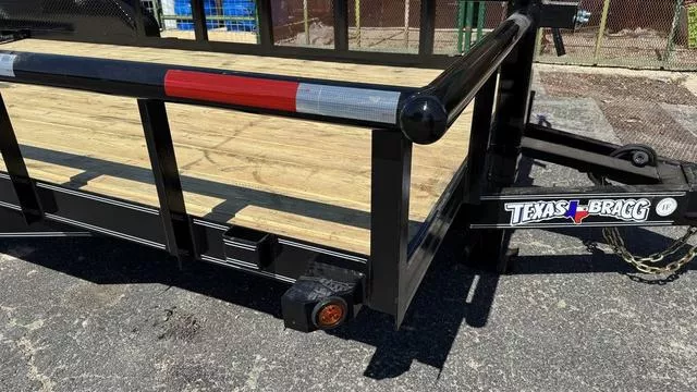 new Equipment / Flatbed Trailers Texas Bragg Trailers  for sale, in Bandera, TX Thumbnail 2