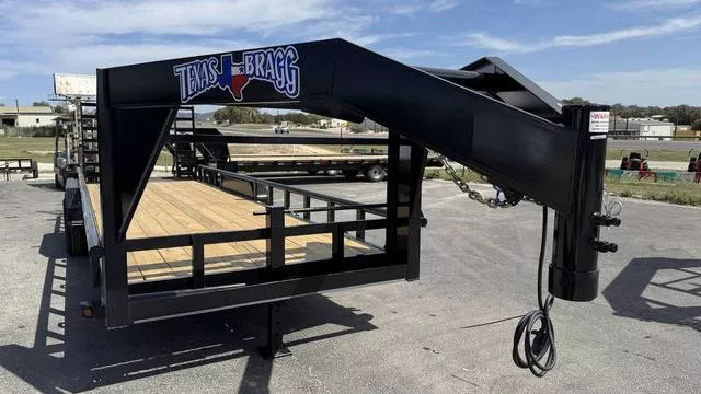 new Equipment / Flatbed Trailers Texas Bragg Trailers  for sale, in Bandera, TX Thumbnail 4