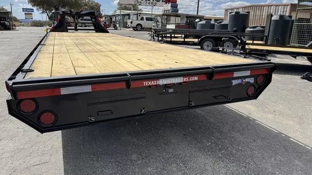 new Equipment / Flatbed Trailers Texas Bragg Trailers  for sale, in Bandera, TX Thumbnail 3