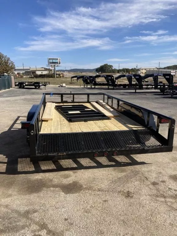 new Equipment / Flatbed Trailers Texas Bragg Trailers  for sale, in Bandera, TX Thumbnail 3