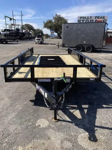2025 Texas Bragg 83"X16' Flatbed Utility Trailer 