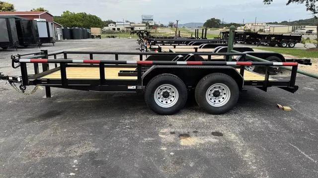 2025 Texas Bragg 83X16 HD Flatbed Utility Trailer 