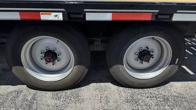 new Equipment / Flatbed Trailers Texas Bragg Trailers  for sale, in Bandera, TX Thumbnail 2