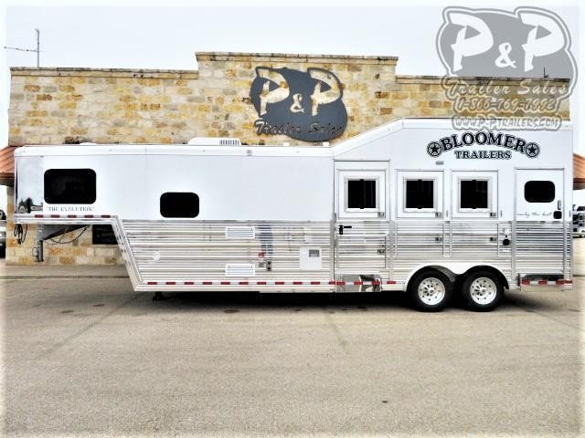 2021 Bloomer 8310MTOL 3 Horse Slant Load Trailer 10 FT LQ w/ Ramps 2021 Bloomer 8310MTOL 3 Horse Slant Load Trailer 10 FT LQ w/ Ramps