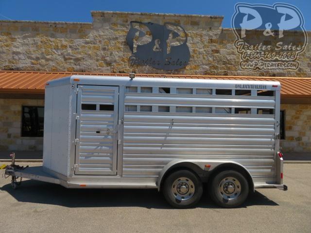 2014 Platinum Coach 14' STK 3 Horse Slant Load Trailer 2014 Platinum Coach 14' STK 3 Horse Slant Load Trailer