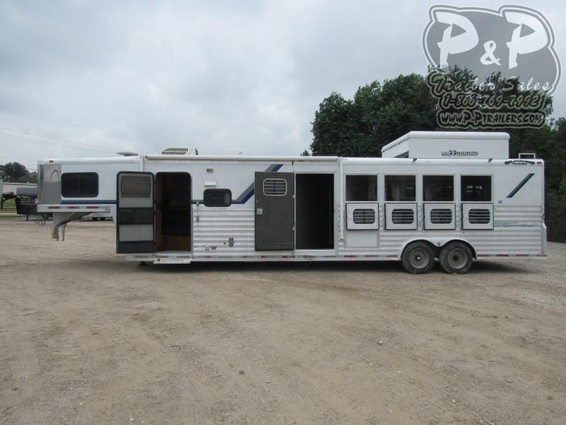 2002 Bloomer 8411 4 Horse Slant Load Trailer 11 FT LQ 2002 Bloomer 8411 4 Horse Slant Load Trailer 11 FT LQ