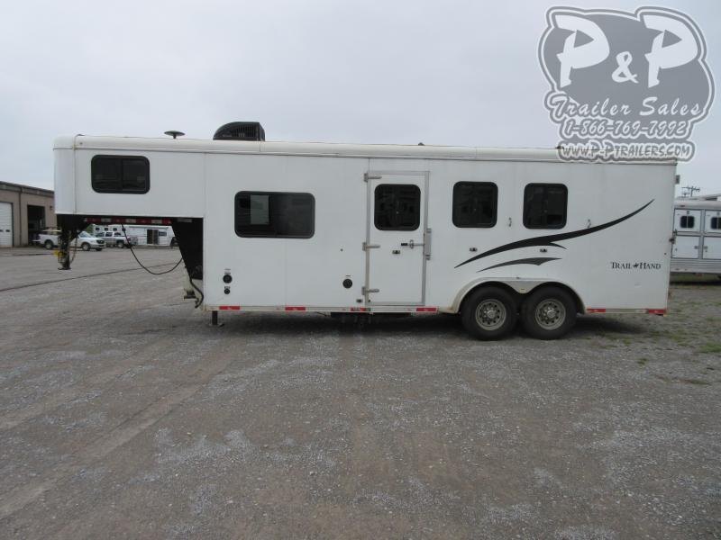 2015 Bison Trailers 7307TH 3 Horse Slant Load Trailer 0 FT LQ w/ Ramps 2015 Bison Trailers 7307TH 3 Horse Slant Load Trailer 0 FT LQ w/ Ramps