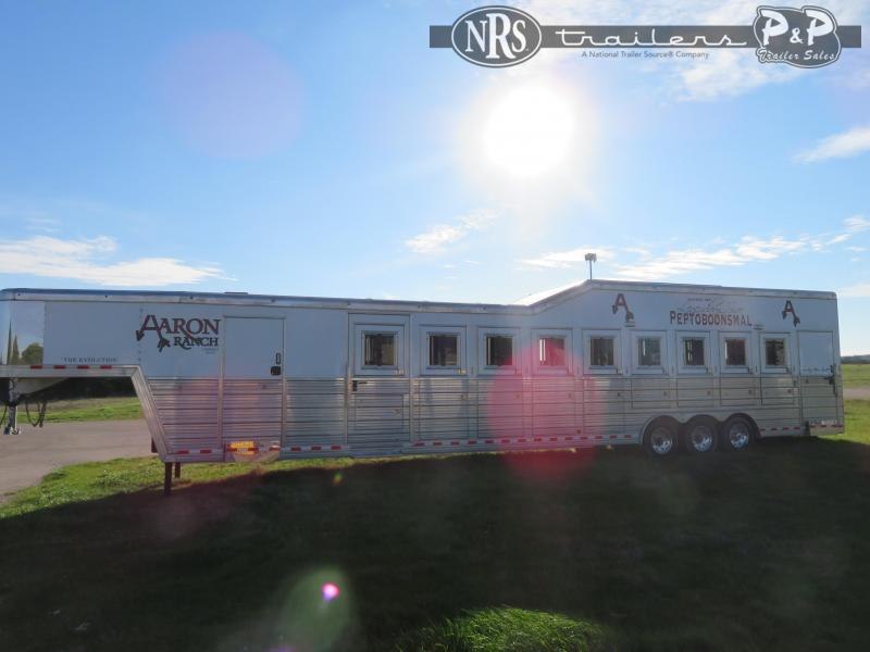 2014 Bloomer 9H Trainer PC Load 9 Horse Slant Load Trailer 2014 Bloomer 9H Trainer PC Load 9 Horse Slant Load Trailer