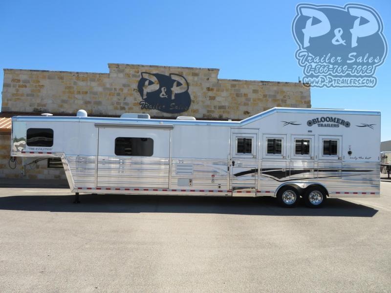 2019 Bloomer Trailers 4 Horse 15.5 ft Short Wall 2019 Bloomer Trailers 4 Horse 15.5 ft Short Wall