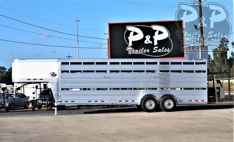 2021 CM CMS2040-2470 Roundup AL 80" x 24 ' Livestock Trailer 2021 CM CMS2040-2470 Roundup AL 80" x 24 ' Livestock Trailer
