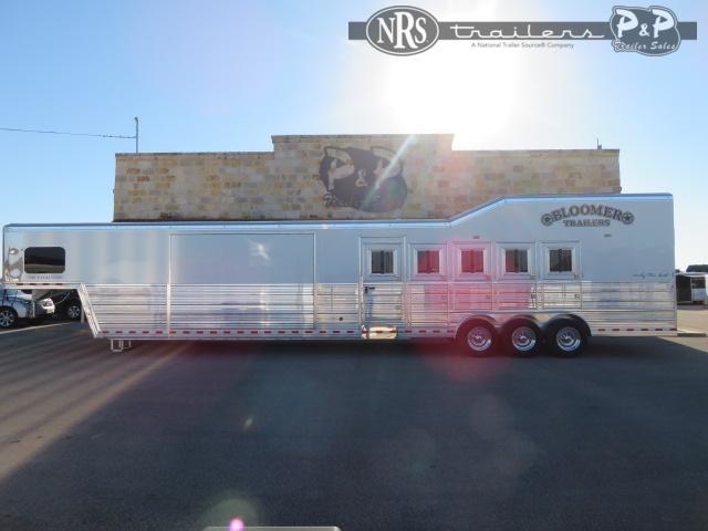 2021 Bloomer 8519PCOL PC Outlaw Conversion 5 Horse Slant Load Trailer 19 FT LQ w/ Slideout 2021 Bloomer 8519PCOL PC Outlaw Conversion 5 Horse Slant Load Trailer 19 FT LQ w/ Slideout