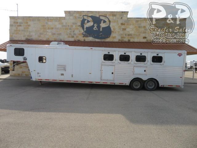 2001 Hart Trailers 8414 4 Horse Slant Load Trailer 14 FT LQ 2001 Hart Trailers 8414 4 Horse Slant Load Trailer 14 FT LQ