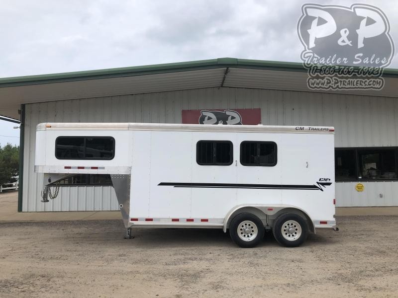 2015 CM 2H GN 6904 2 Horse Slant Load Trailer 2015 CM 2H GN 6904 2 Horse Slant Load Trailer