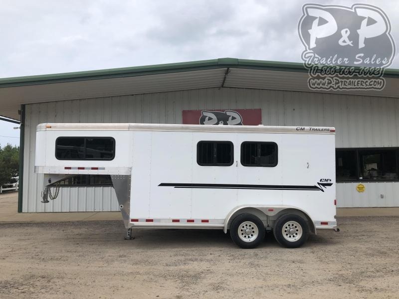 2015 CM 2H GN 6904 2 Horse Slant Load Trailer 2015 CM 2H GN 6904 2 Horse Slant Load Trailer