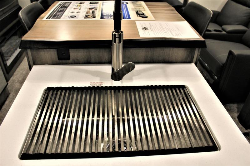 new Travel Trailers Keystone RV Sprinter for sale, in Rose City, TX Thumbnail 11