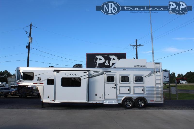 2022 Lakota Charger C8313SR 3 Horse Slant Load Trailer 13 FT LQ w/ Slideouts 2022 Lakota Charger C8313SR 3 Horse Slant Load Trailer 13 FT LQ w/ Slideouts