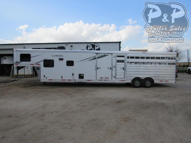 2021 Lakota Charger LE81611NS Livestock Trailer LQ 2021 Lakota Charger LE81611NS Livestock Trailer LQ