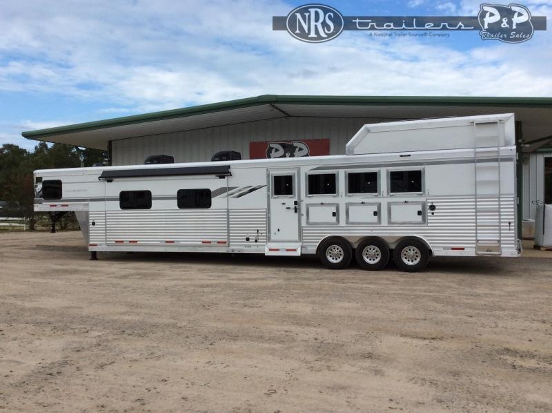 2021 SMC Horse Trailers Laramie SL8418SCEBT 4 Horse Slant Load Trailer 18 FT LQ w/ Slideouts 2021 SMC Horse Trailers Laramie SL8418SCEBT 4 Horse Slant Load Trailer 18 FT LQ w/ Slideouts